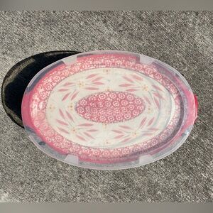 Old World Red 2.5 QT Oval Baker With Metal Stand